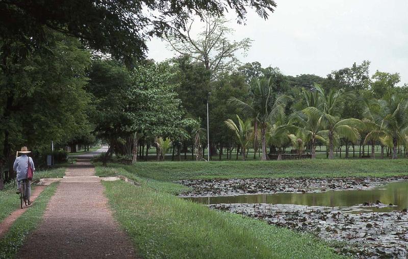 RWT 0138 133-36 Thailand Sukhothai.jpg